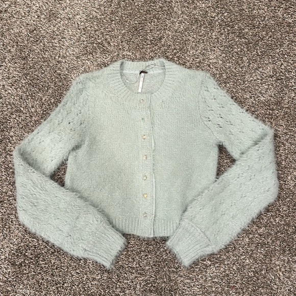 ❄️ Free People Celeste Cardigan in Seafoam - Picture 6 of 8